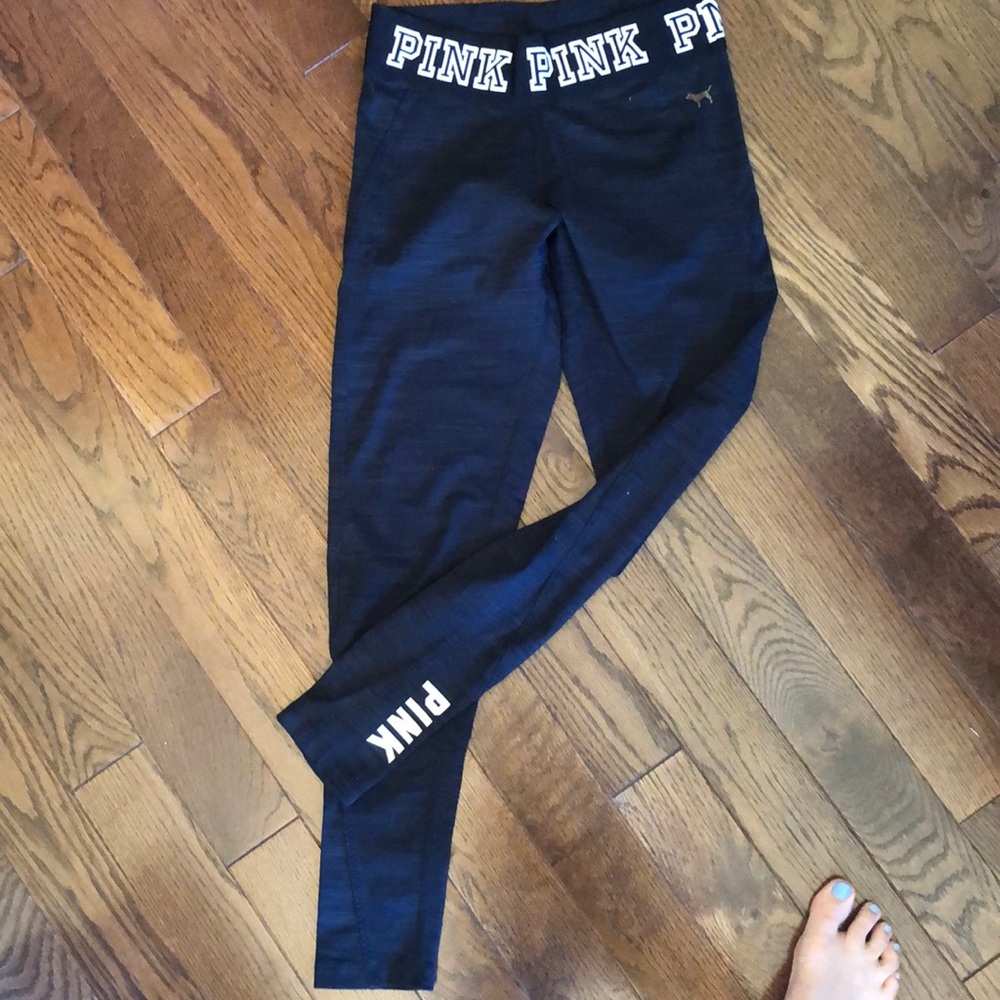 VS Pink leggings